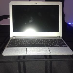 Google Chrome Laptop | Samsung Brand